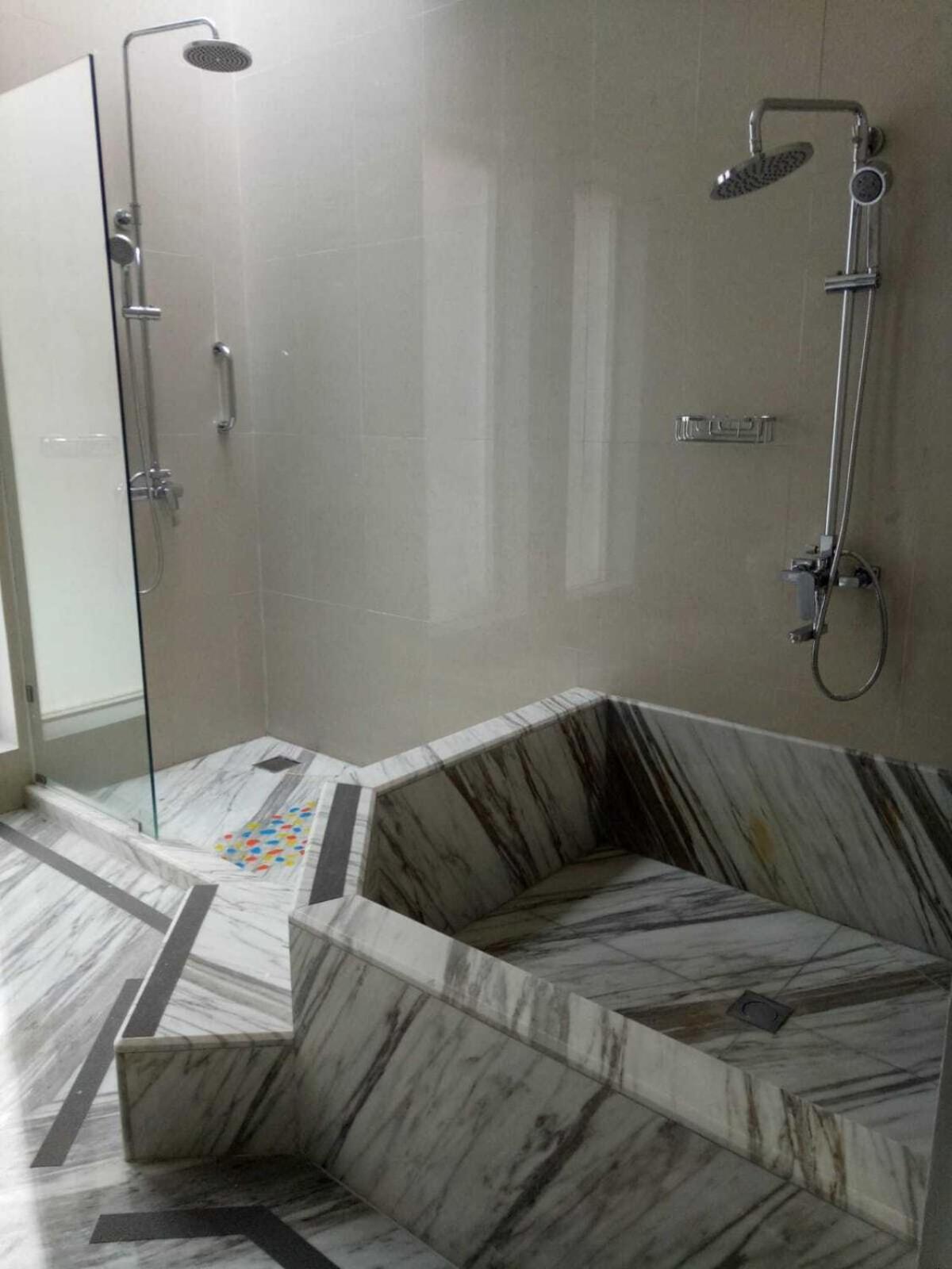Arainn Bed & Breakfast Tretes Prigen By Ecommerceloka Dış mekan fotoğraf
