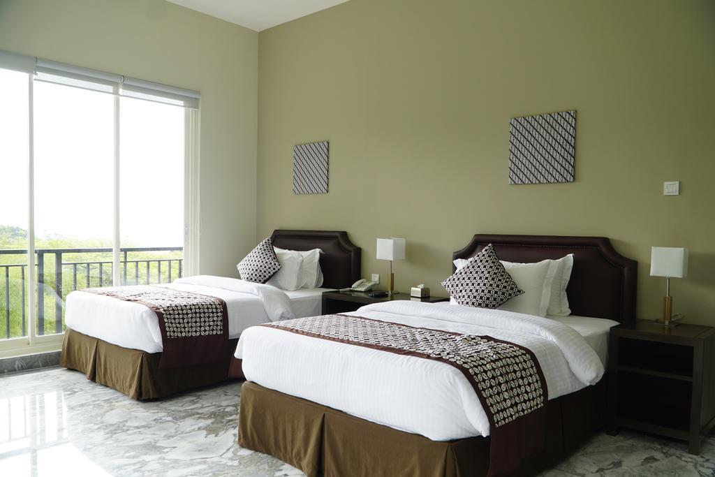 Arainn Bed & Breakfast Tretes Prigen By Ecommerceloka Dış mekan fotoğraf